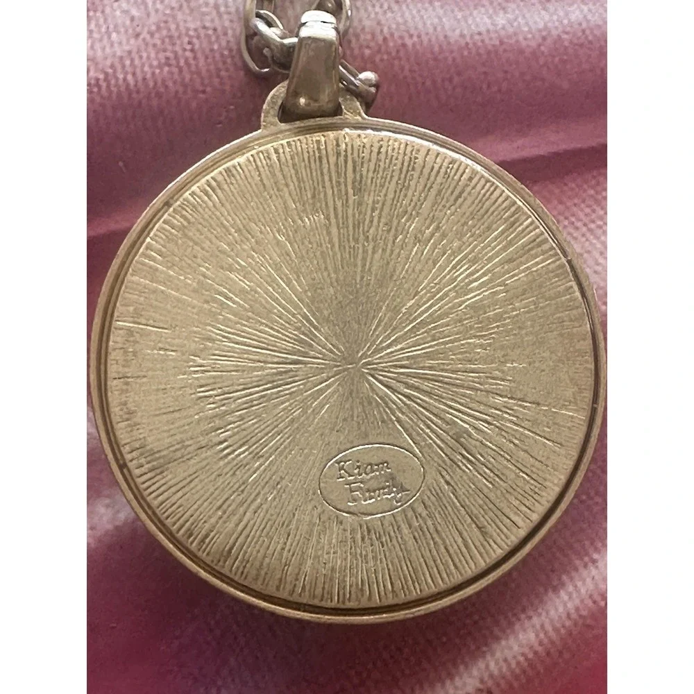Lia Sophia Kiam Family Necklace Gold Tone Medallion Pendant Green Enamel Lattice